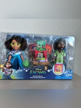 Disney Encanto Mirabel & Bruno Storytelling Play Set - Green & Teal